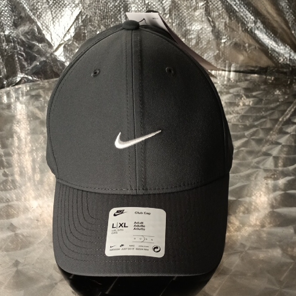 Nike Men's Black Club Cap